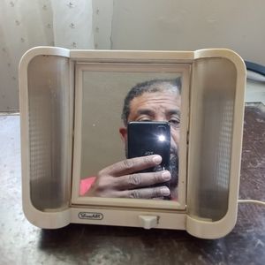 Treasure Air Lighted Mirror